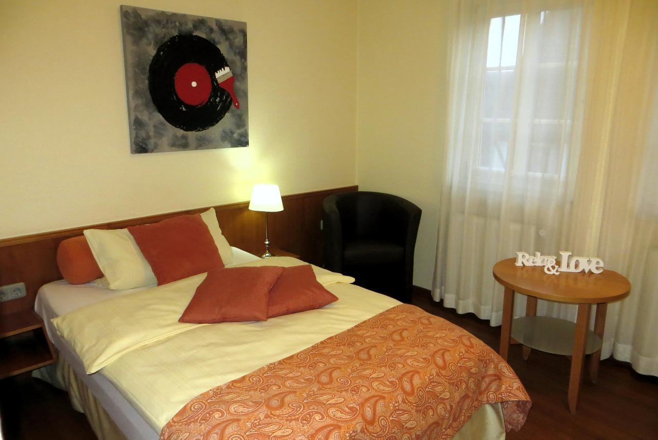 Burghotel Muenzenberg Ngoại thất bức ảnh
