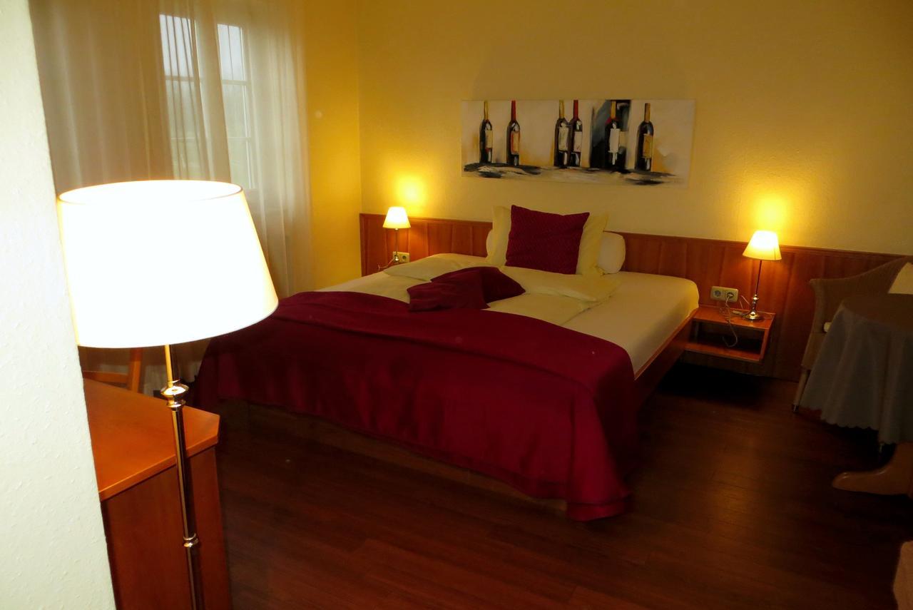 Burghotel Muenzenberg Ngoại thất bức ảnh