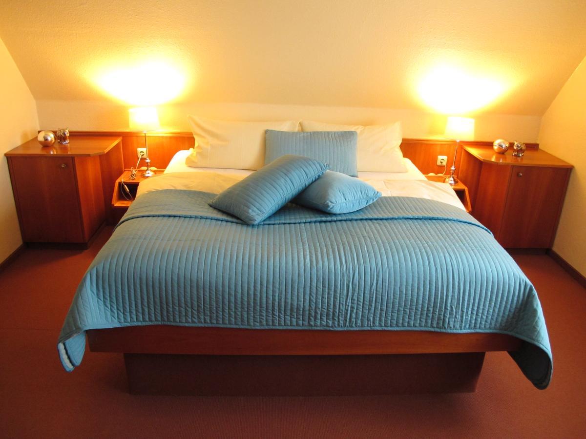 Burghotel Muenzenberg Ngoại thất bức ảnh