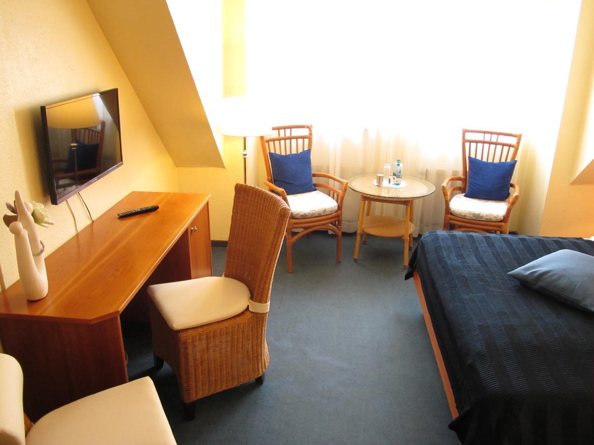 Burghotel Muenzenberg Ngoại thất bức ảnh